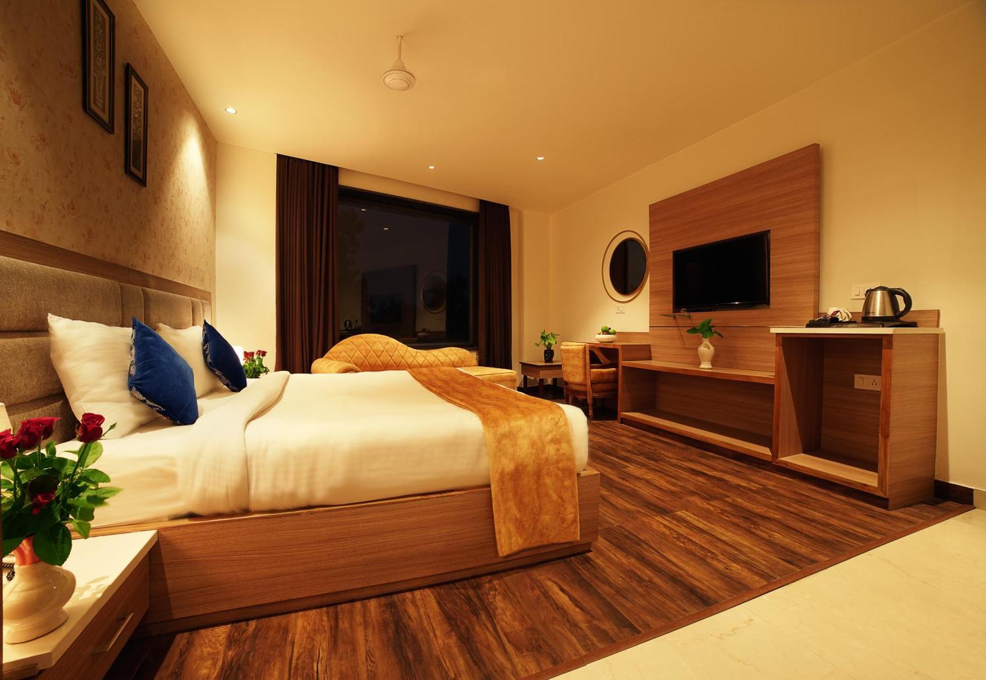 Hotel Treehouse London Street Amritsar Extérieur photo